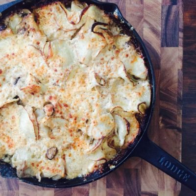 Spiralized Skillet Scalloped Potatoes with Mushrooms & Onions