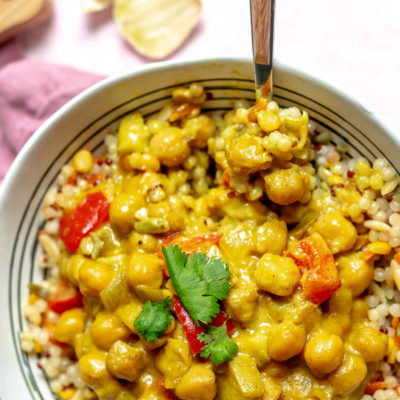 Vegan Apple Chickpea Coconut Curry