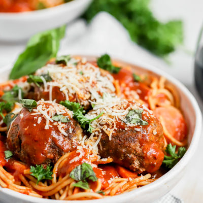 30 Minute Instant Pot Spaghetti and Meatballs