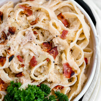 Tagliatelle with Garlic Clam Sauce