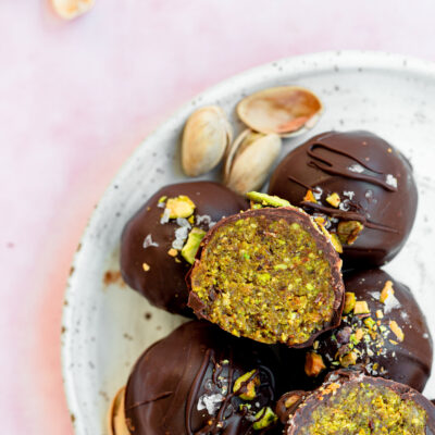 Healthy Pistachio Date Truffles